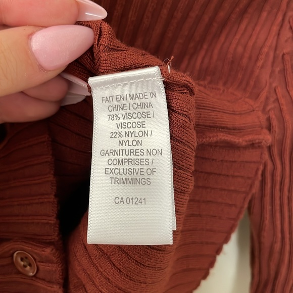 Twik Par Simons - Ribbed Button Cardigan - Red Brown - XSmall - Picture 4 of 4